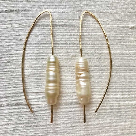 CRL Atelier Jewelry - ✨Beautiful Biwa Pearl Earrings✨